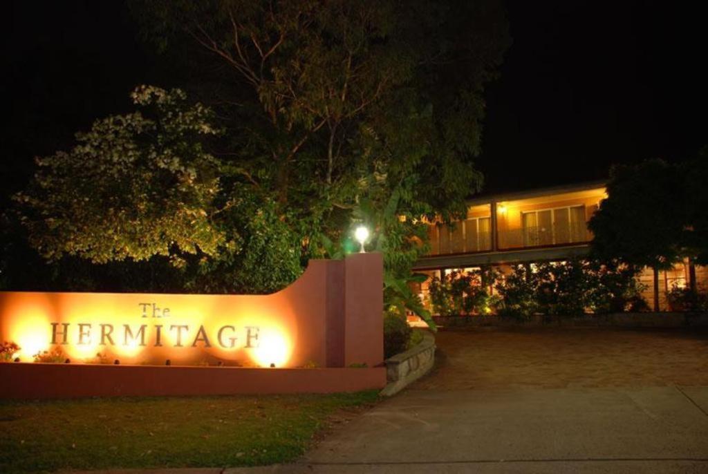 The Hermitage Motel - Campbelltown Buitenkant foto
